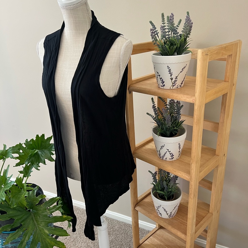 Express Black Flyaway Vest